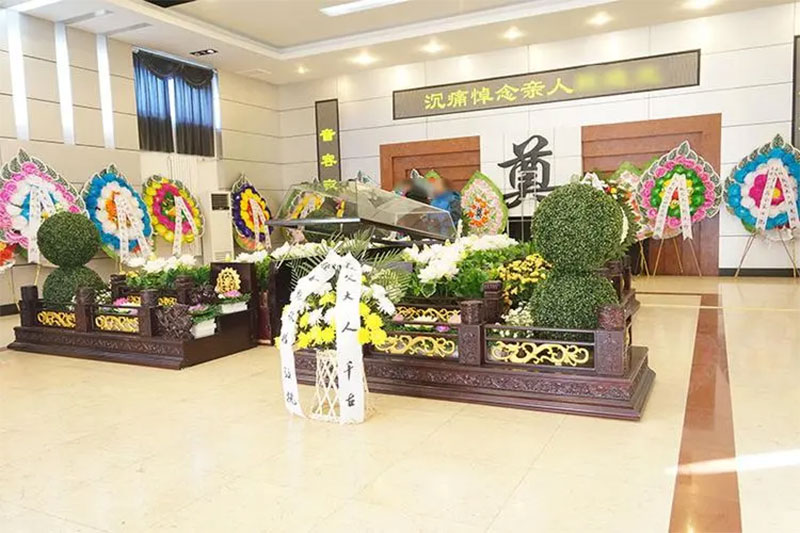 昆明丧葬一条龙是否提供在墓地举行祭祀仪式或年祭的支持