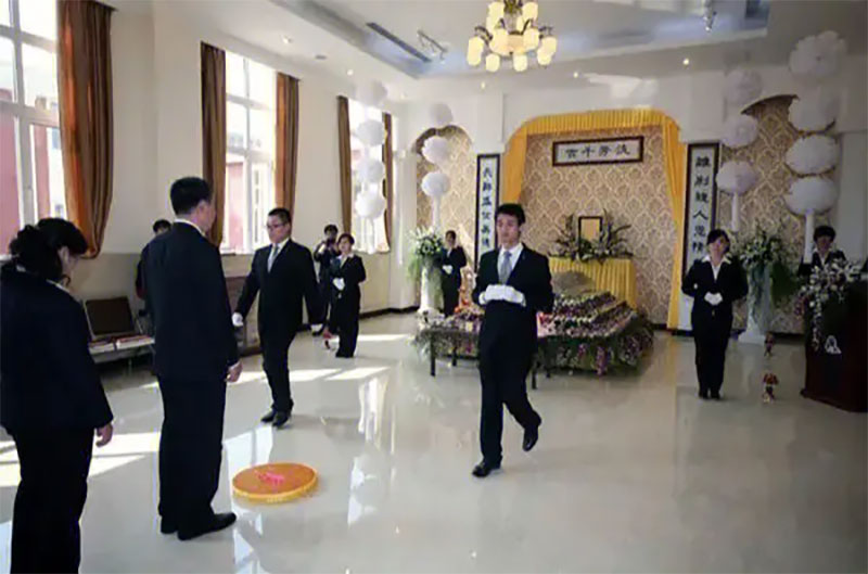 是否可以根据个人需求定制白事服务一条龙的内容 是否可以根据个人需求定制白事服务一条龙的内容