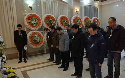 殡葬服务一条龙是否提供遗体运送和火化或土葬的安排？