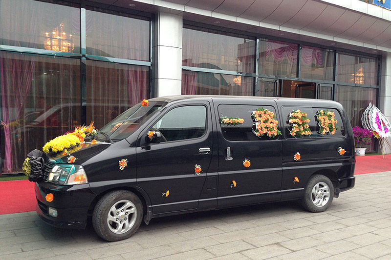 昆明灵车预约联系方式？昆明火葬场灵车怎么收费？