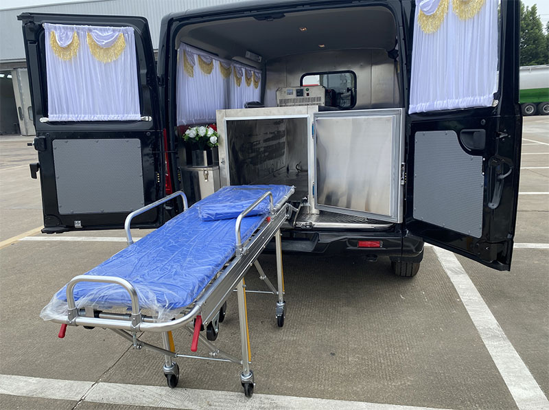 昆明殡仪服务中心-灵车预约指南：电话、时间与注意事项