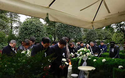 殡葬机构办理后事，省心省力