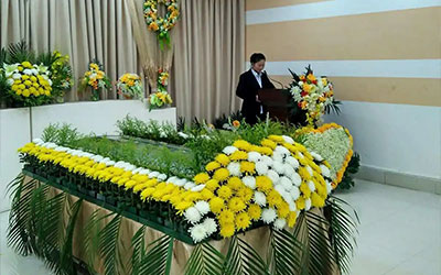 殡葬服务公司是否提供家庭定制的殡葬计划？