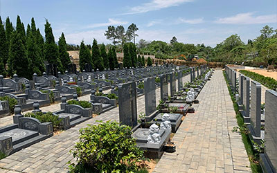 如何评估殡葬服务一条龙提供商的客户满意度？