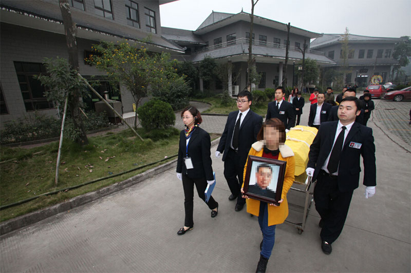 专业规范,仪式庄重:探秘昆明殡葬服务公司的专业仪式安排 专业规范,仪式庄重:探秘昆明殡葬服务公司的专业仪式安排