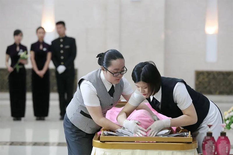 白事一条龙大概费用比较:选择适合您预算的葬礼服务 白事一条龙大概费用比较:选择适合您预算的葬礼服务