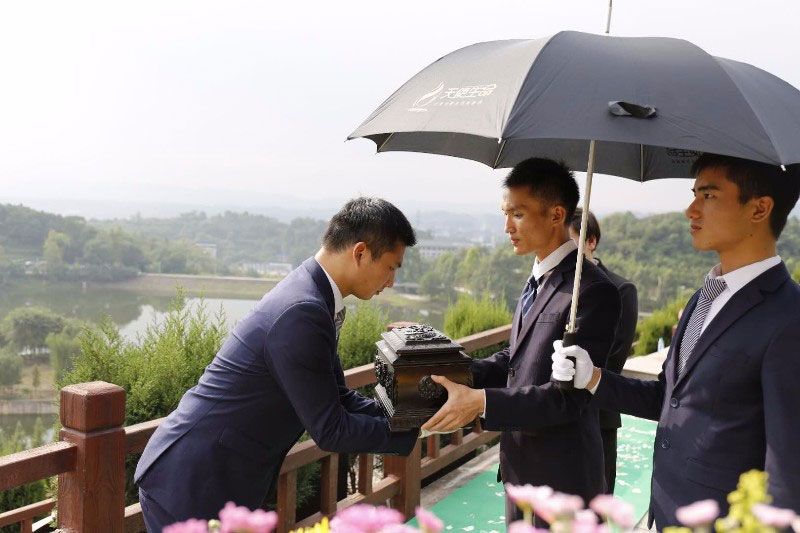 选择昆明殡葬服务公司:给予市民完善的丧葬支持 选择昆明殡葬服务公司:给予市民完善的丧葬支持