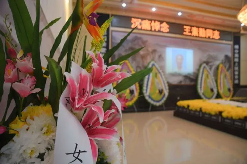 昆明专业殡仪一条龙服务指南：从接运到安葬一应俱全