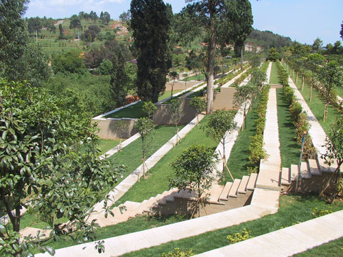 昆明金宝山艺术陵园