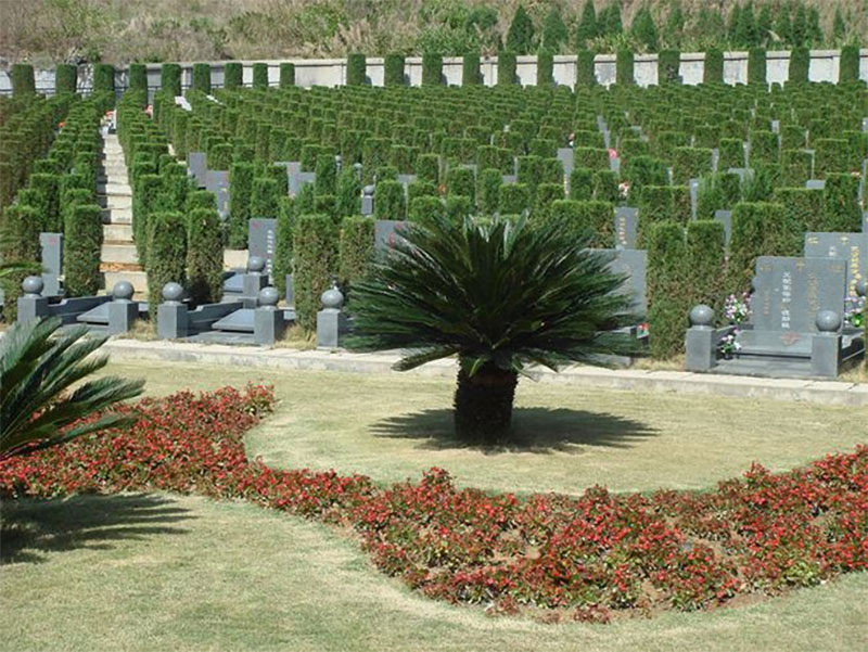 昆明凤凰山公墓