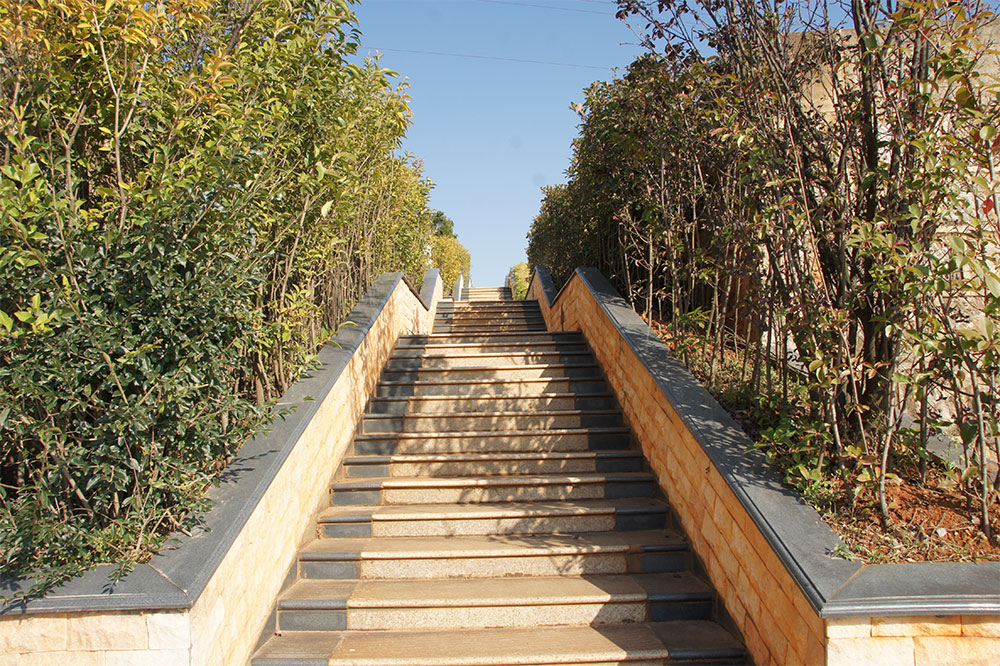 昆明玉案山公墓