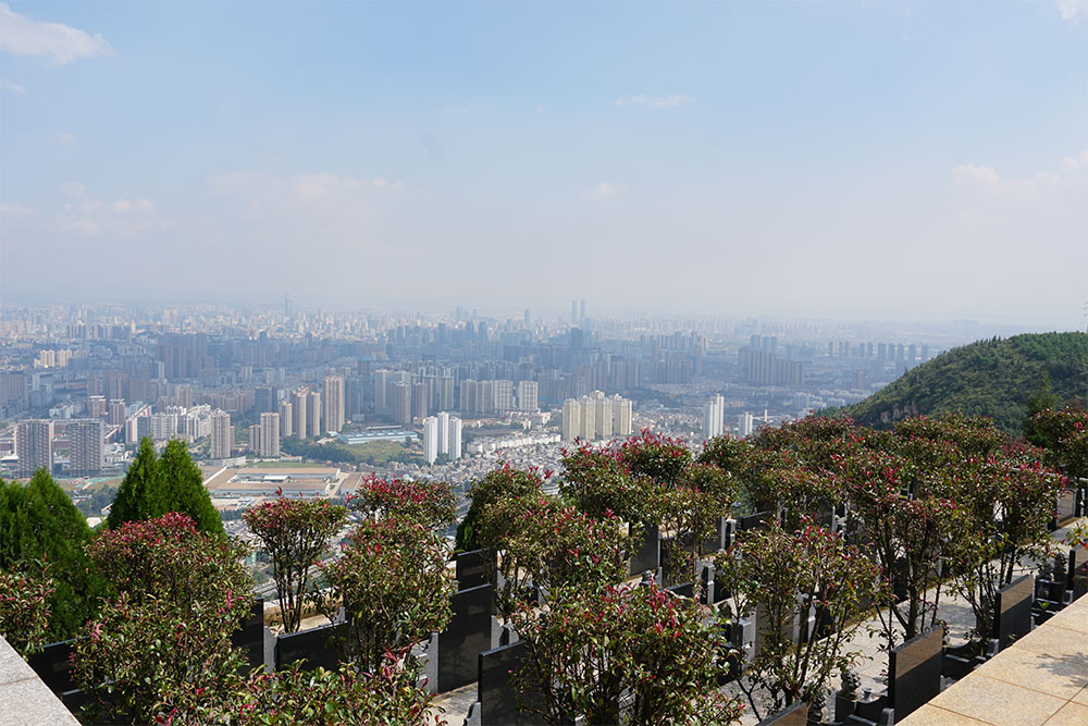 昆明玉案山公墓