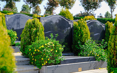 昆明抚仙湖人文纪念园墓型展示